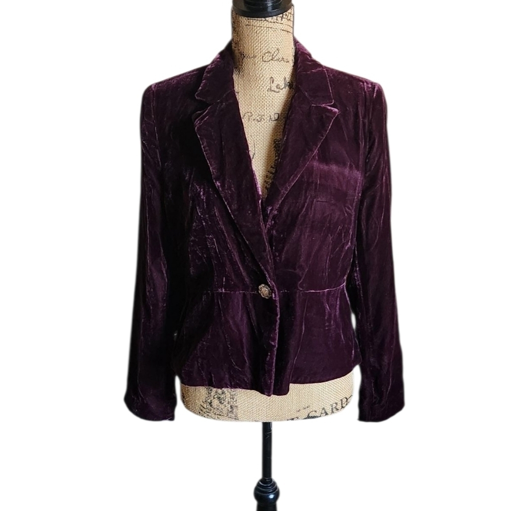 Anne Carson Deep Purple Velvet Blazer